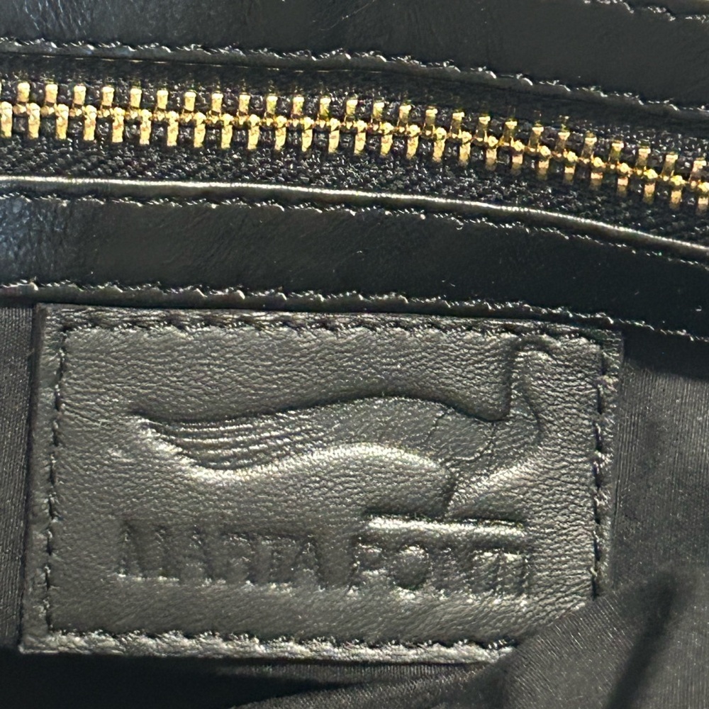 MARTA PONTI Black Quilted Crossbody Adjustable Strap bag NWT - Picture 6 of 12